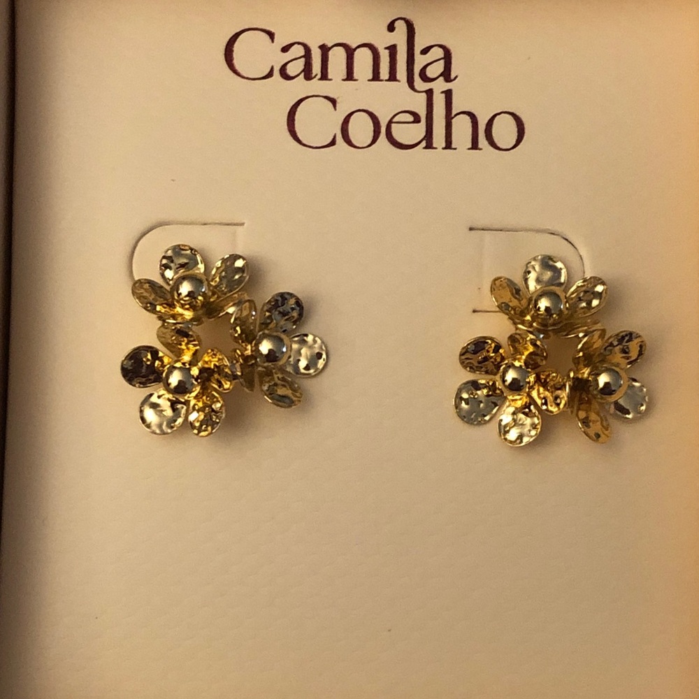 Camila Coelho Polished Molten Gold Tone Floral Cluster Stud Earrings NIB